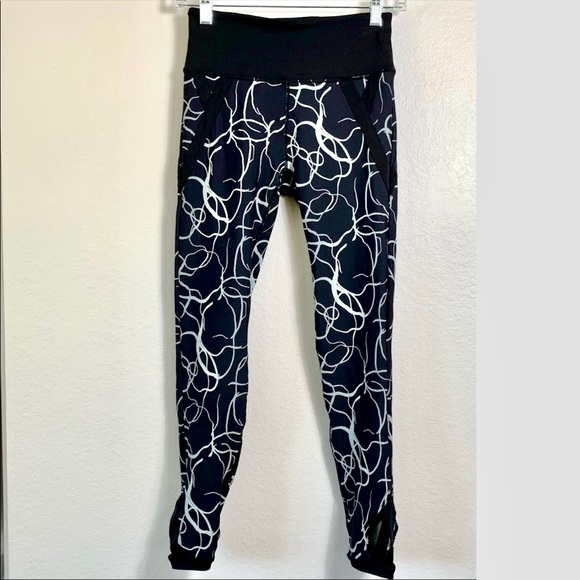 Activewear Colosseum MCMXCII Emily legging cuff detail S dance Gym ribbon - Picture 2 of 16